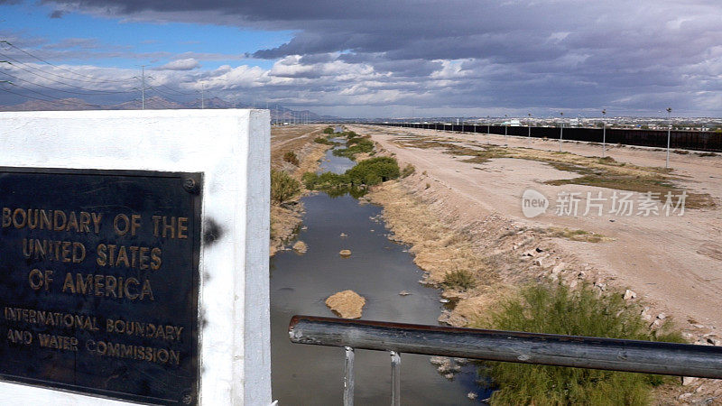 墨西哥华雷斯和美国德克萨斯州埃尔帕索之间的国际边境
