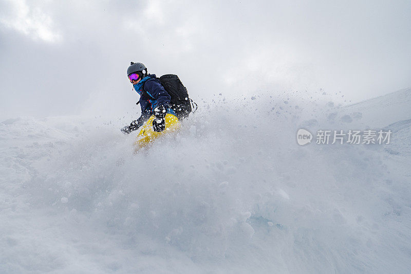 寒假在滑雪胜地