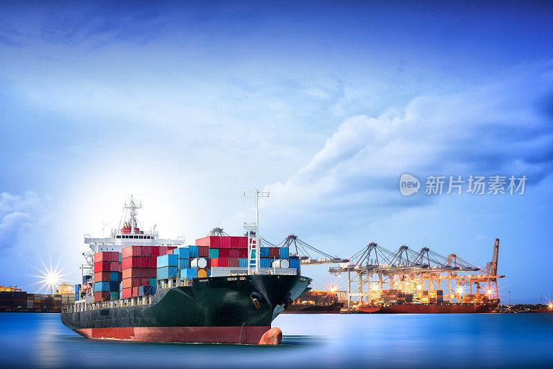 国际集装箱货船物流与运输