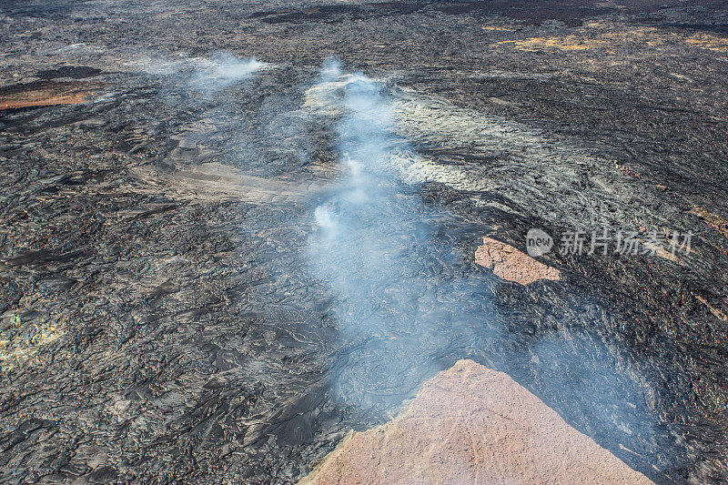 火山和熔岩的航拍