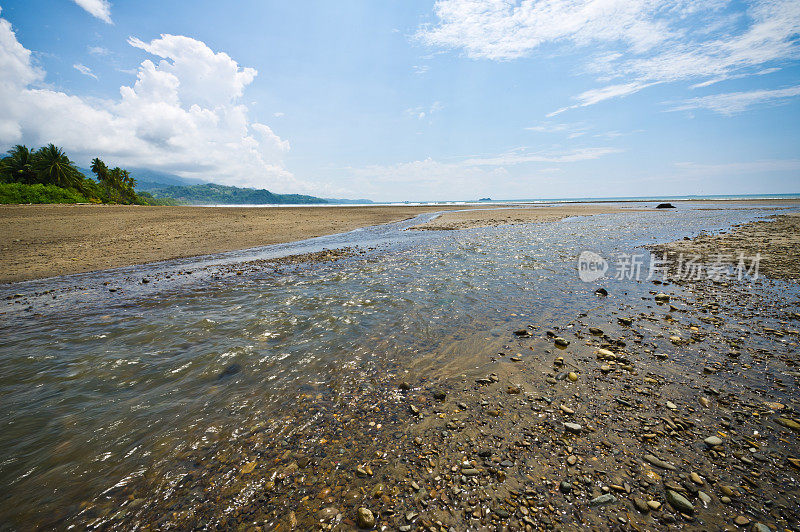 河流，马雷诺巴雷诺国家公园，哥斯达黎加