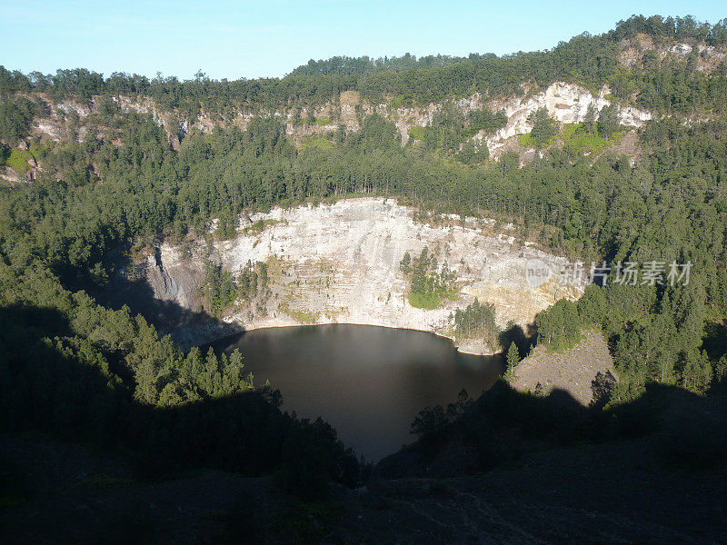 克里穆图火山，老人湖-弗洛雷斯，印度尼西亚