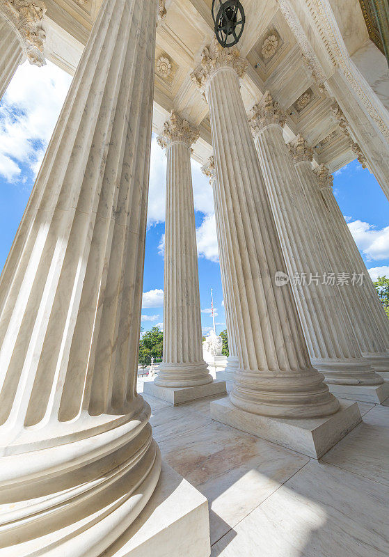 华盛顿特区美国最高法院圆柱