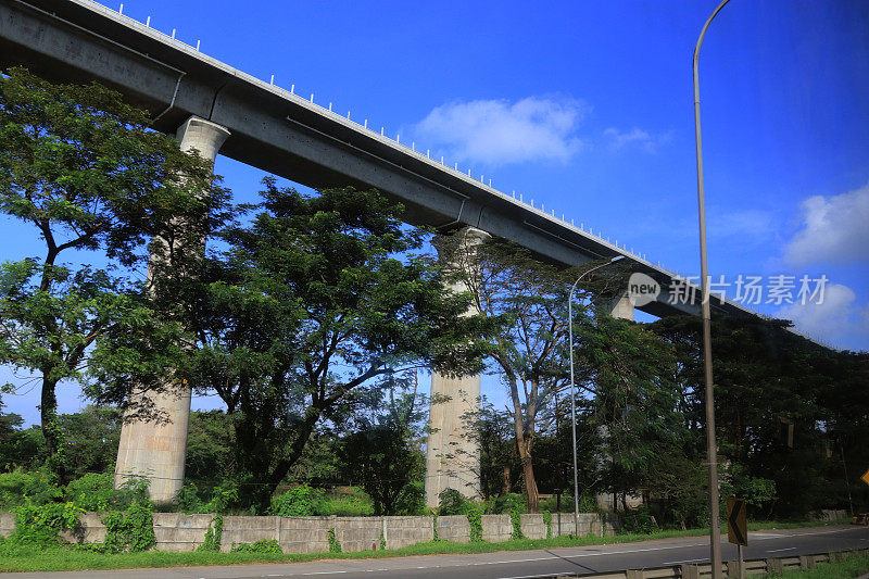 印尼雅加达的单轨铁路建设