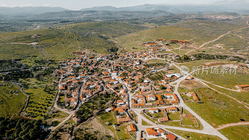 多安奇村无人机照片，贝加马-伊兹密尔，土耳其