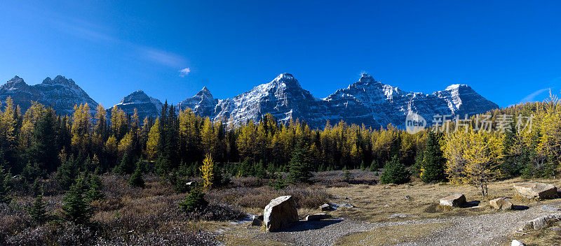 加拿大落基山脉全景