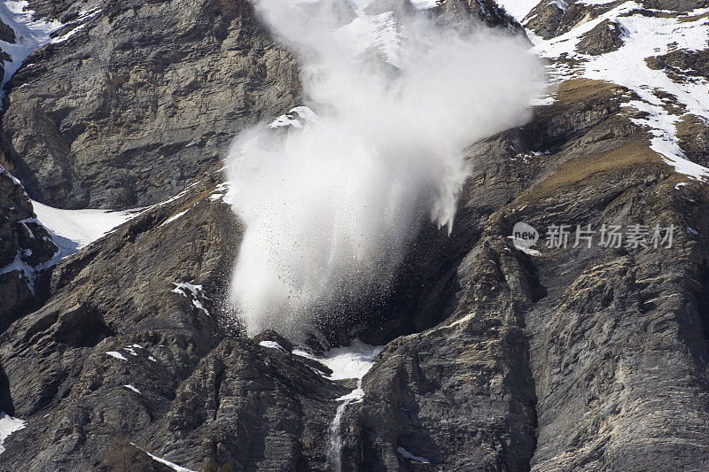 雪崩