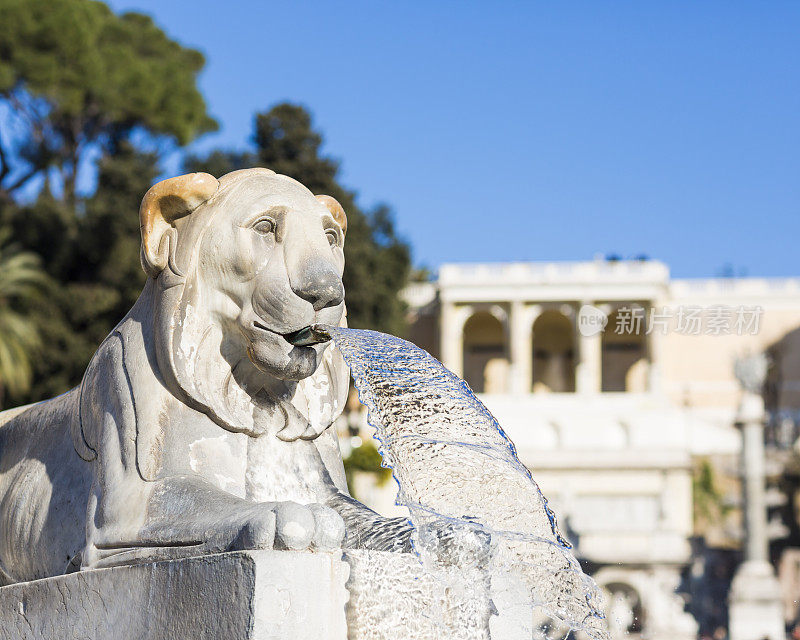 意大利罗马，波波罗广场的狮子喷泉