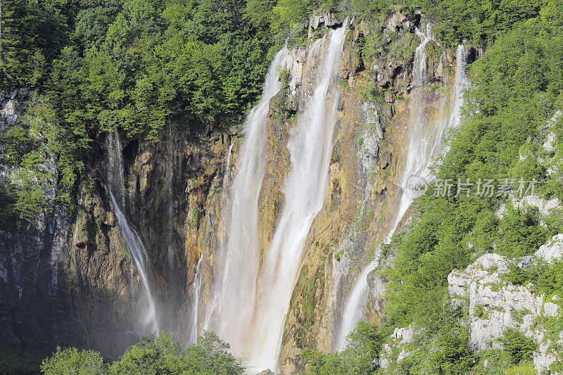 克罗地亚Plitvice湖的瀑布