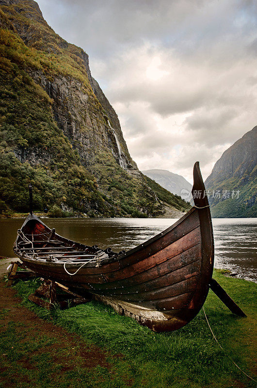 挪威索格尼峡湾的一艘旧海盗船