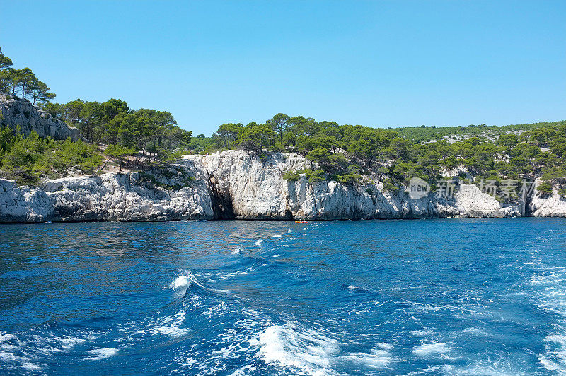 靠近卡西斯的地中海小溪(Calanques)