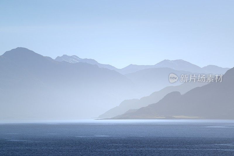 洪湖，贝因・斯格里特和马鞍