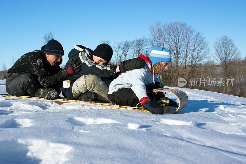 青少年在急剧下降