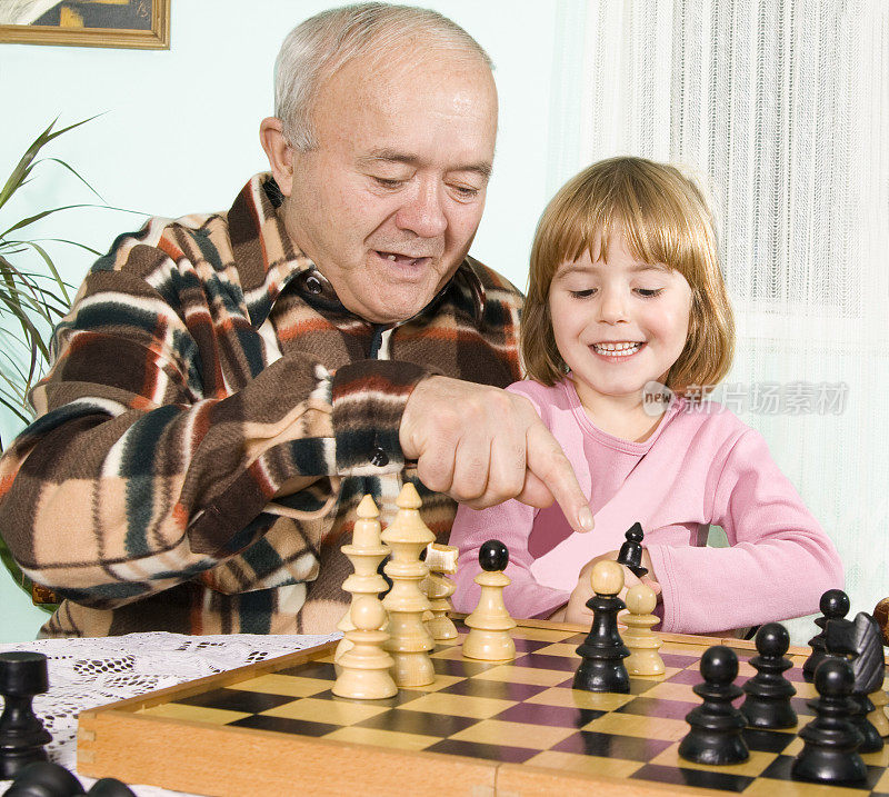 玩国际象棋