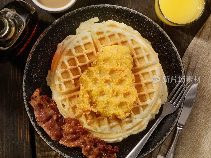 炸鸡，华夫饼和培根