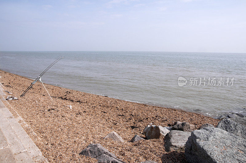 海边钓鱼