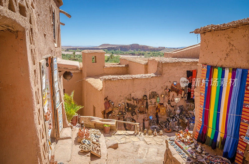 摩洛哥沙漠中的卡斯巴·艾特·本·哈杜狭窄的街道