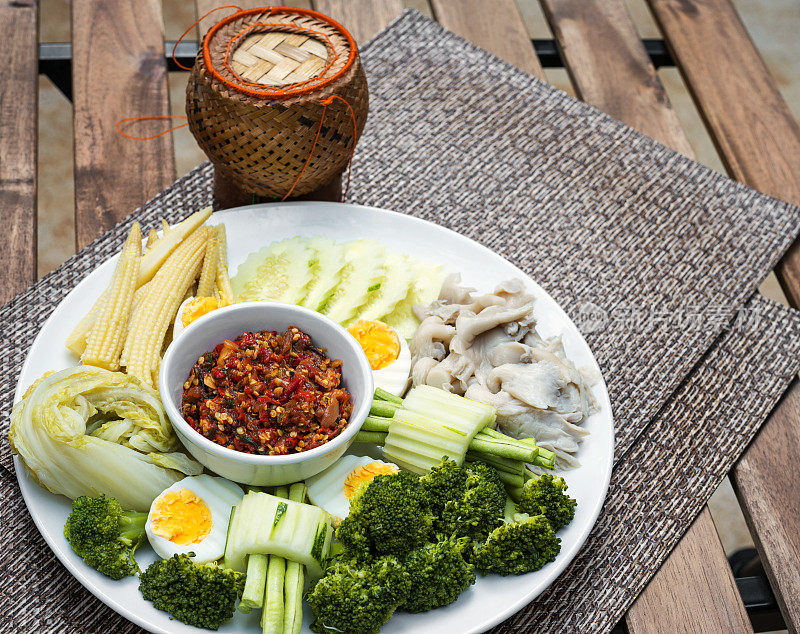 老挝风味辣椒酱，柳条糯米