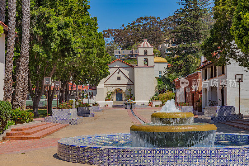 加州文图拉的圣布埃纳文图拉使命喷泉