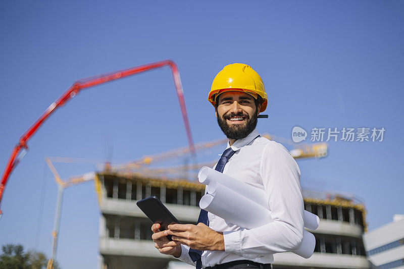 建筑工地的建筑工人