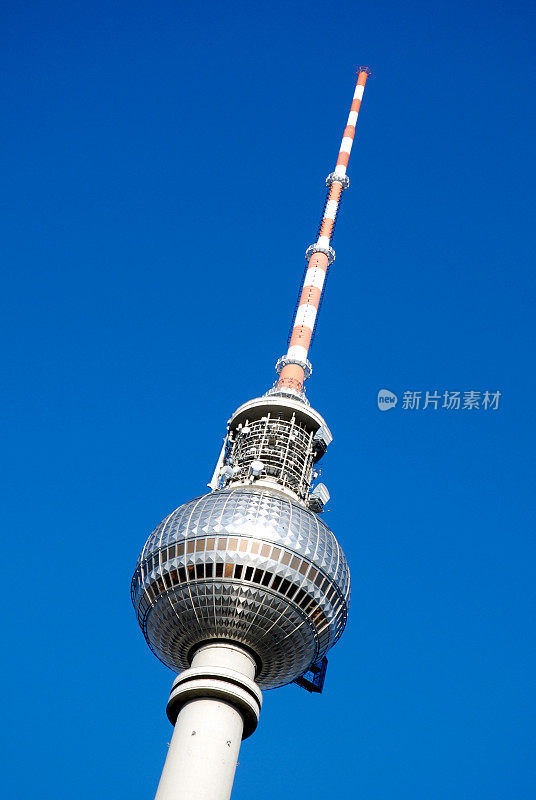 德国柏林亚历山大广场电视塔。