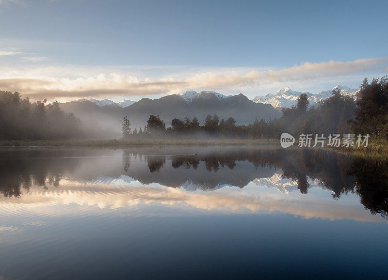 新西兰，马西森湖的黎明