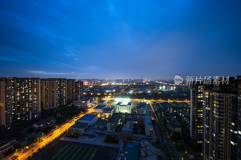 成都市夜景天际线