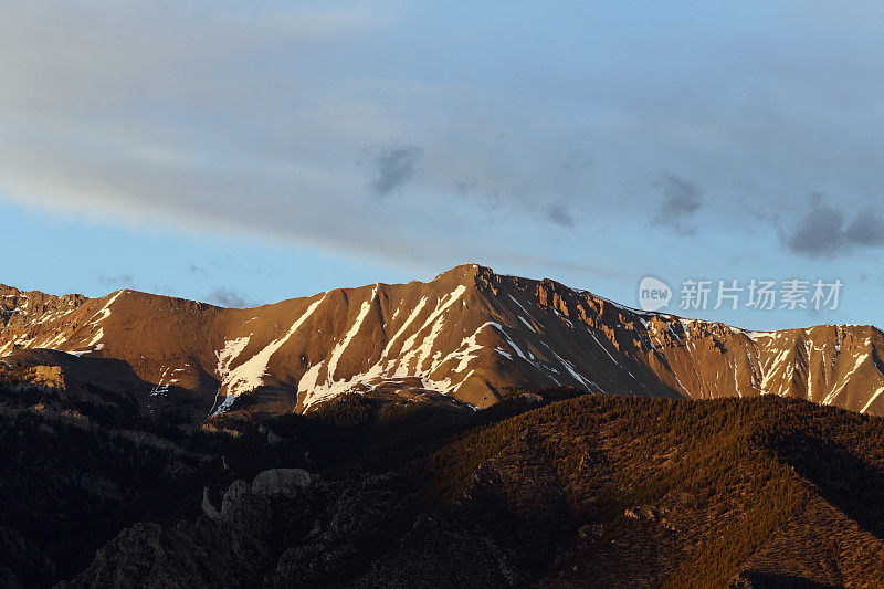 山峰