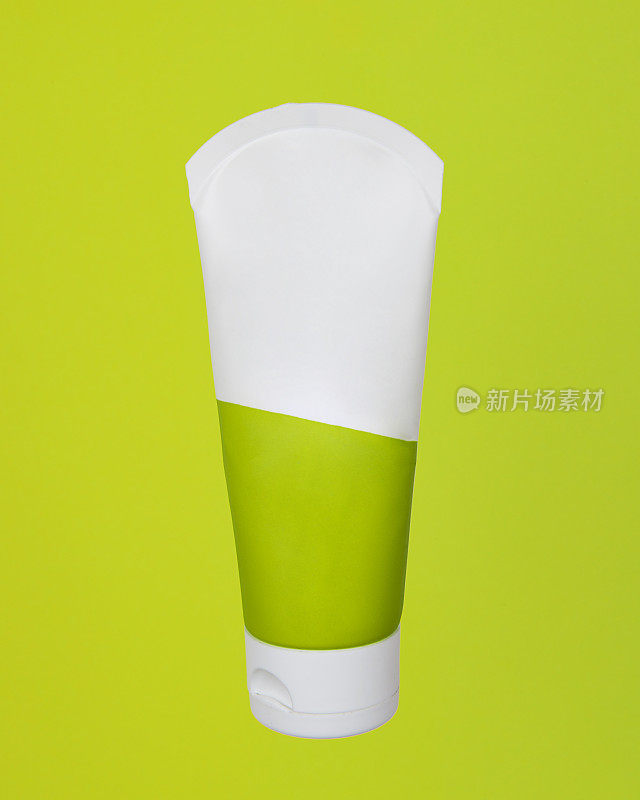 白色挤压瓶塑料管模型的俯视图，用于药品或化妆品的品牌-面霜，凝胶，护肤品，牙膏。化妆品瓶容器