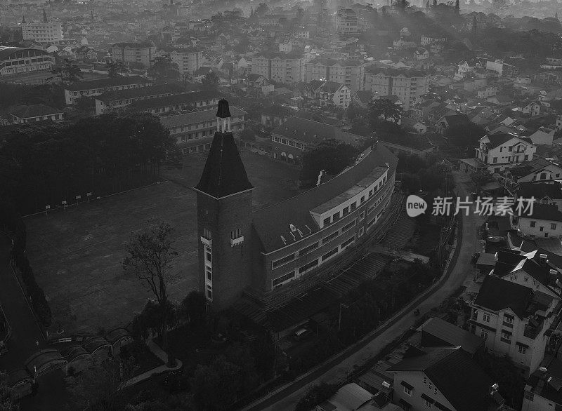 广东省大叻市大叻师范学院