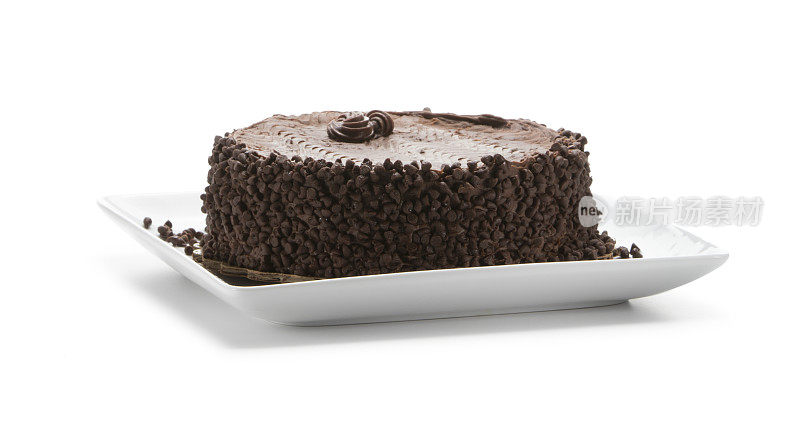 黑巧克力熔岩蛋糕与白色背景隔离