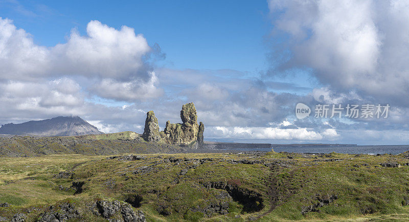 冰岛Londrangar的玄武岩巨石