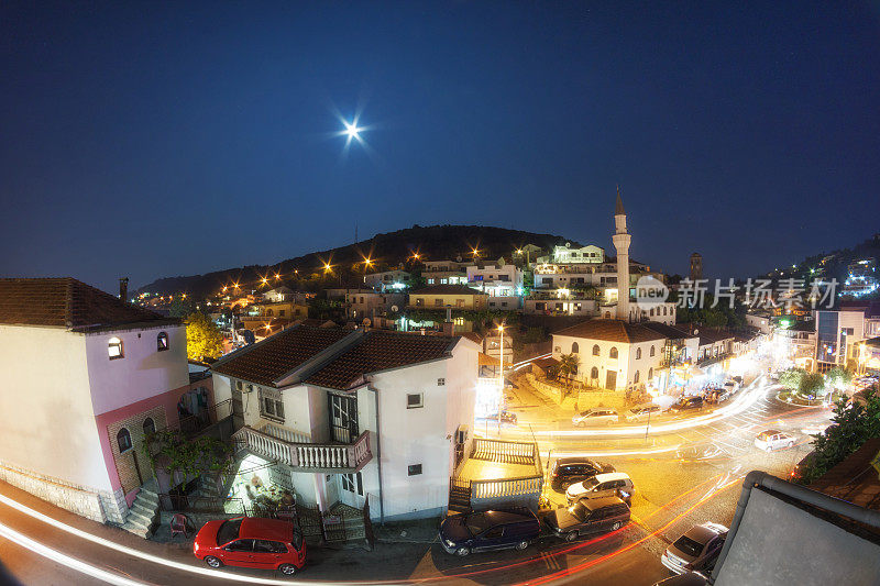 黑山的夏夜