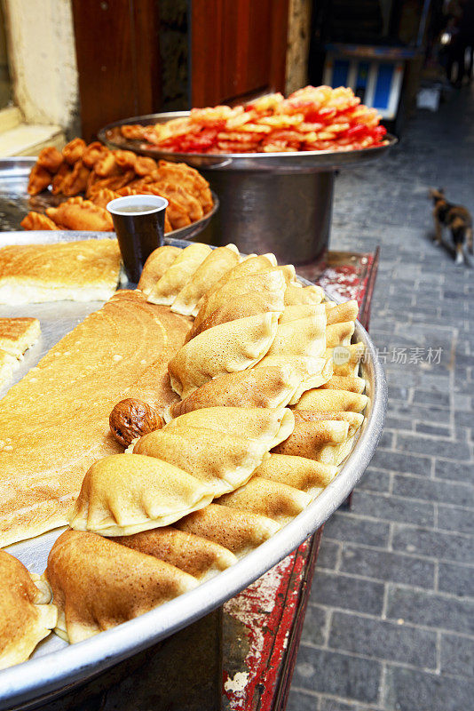 传统甜点(Atayef)贝鲁特，黎巴嫩
