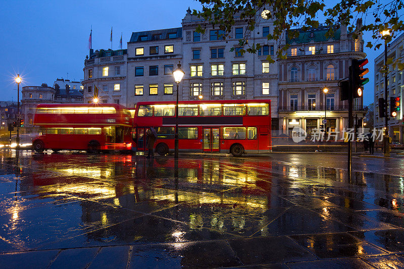 英国伦敦的雨天