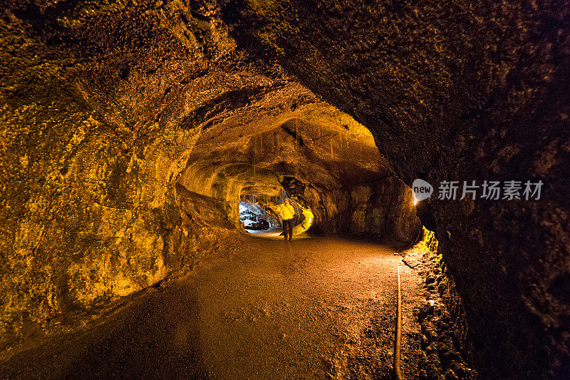 熔岩管内部，夏威夷火山国家公园，大岛，夏威夷