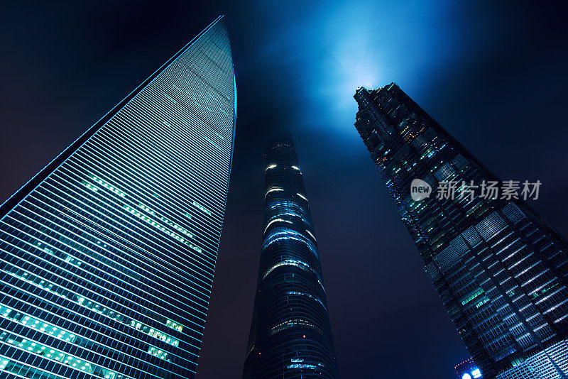 上海城市景观，上海陆家嘴金融商务区摩天大楼，中国上海。亚洲。