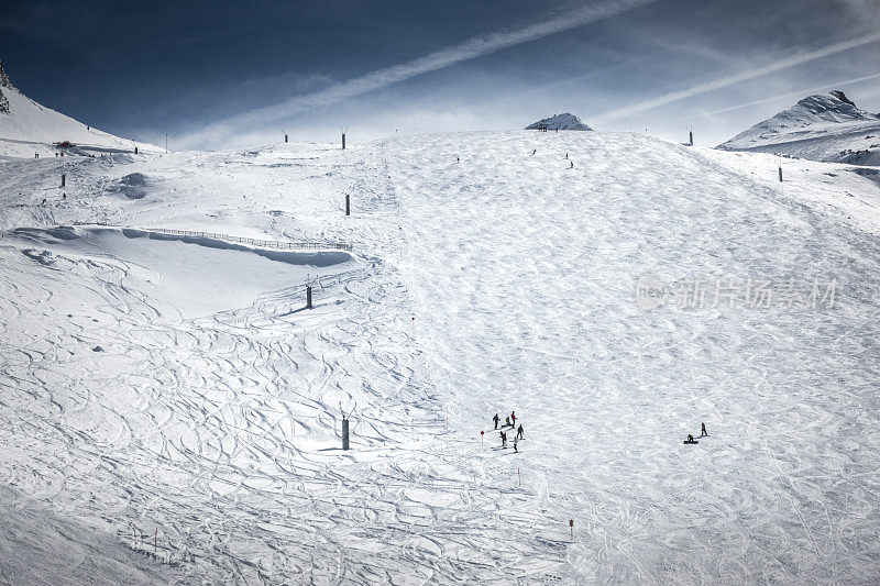 奥地利辛特图克斯齐勒塔尔滑雪道全景图