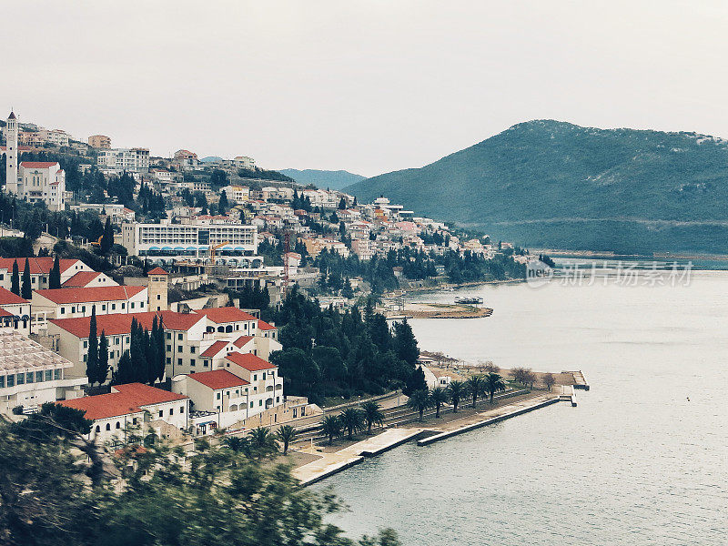 克罗地亚，亚得里亚海沿岸城市，山区，城市景观