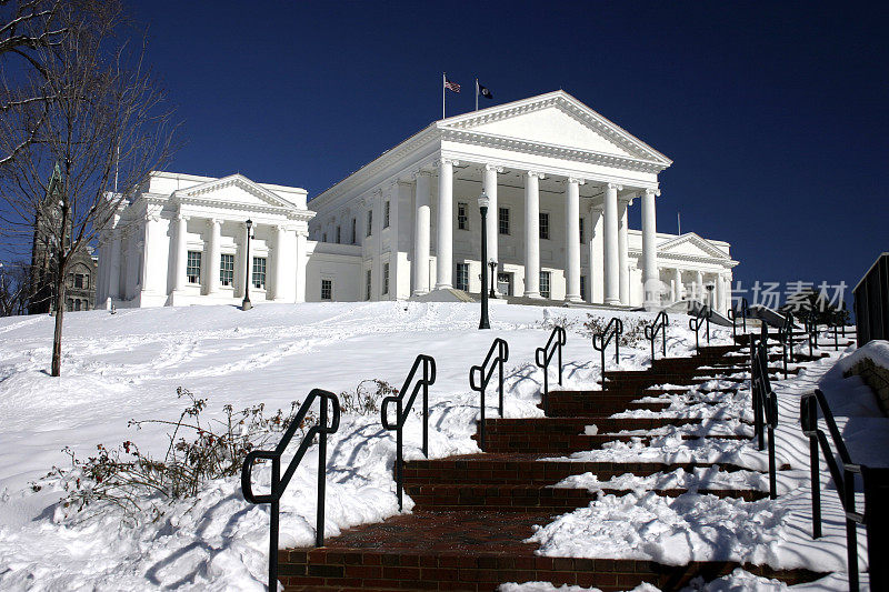 弗吉尼亚的国会大厦-冬天的场景