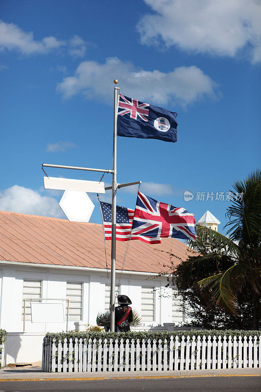 开曼群岛，美国和英国国旗