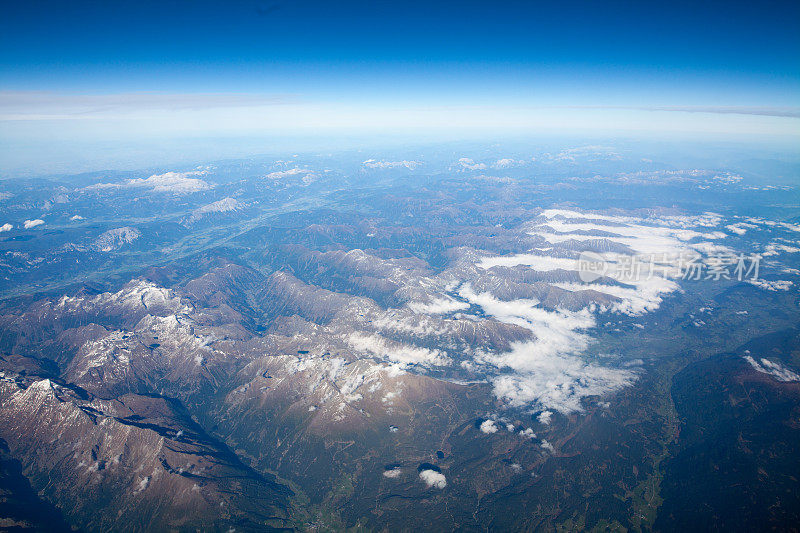 飞越高山