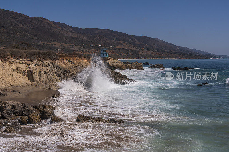 加州马里布海滩附近的海景