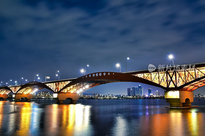 城山大桥VD702夜景