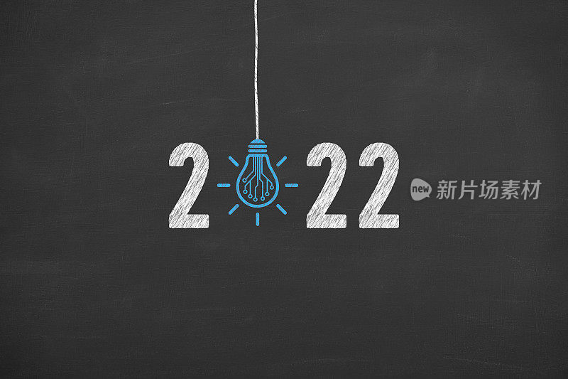 新的2022年创新理念概念的黑板背景