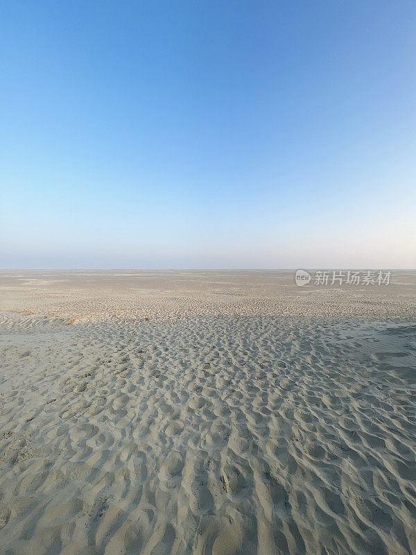 无尽的Borkum海滩