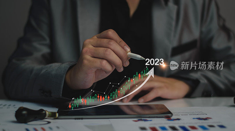 数字营销2023年目标。网上商人分析互联网营销，2023年商业规划，商业暴涨，网上股票市场分析，明年股票图表，数字股票交易