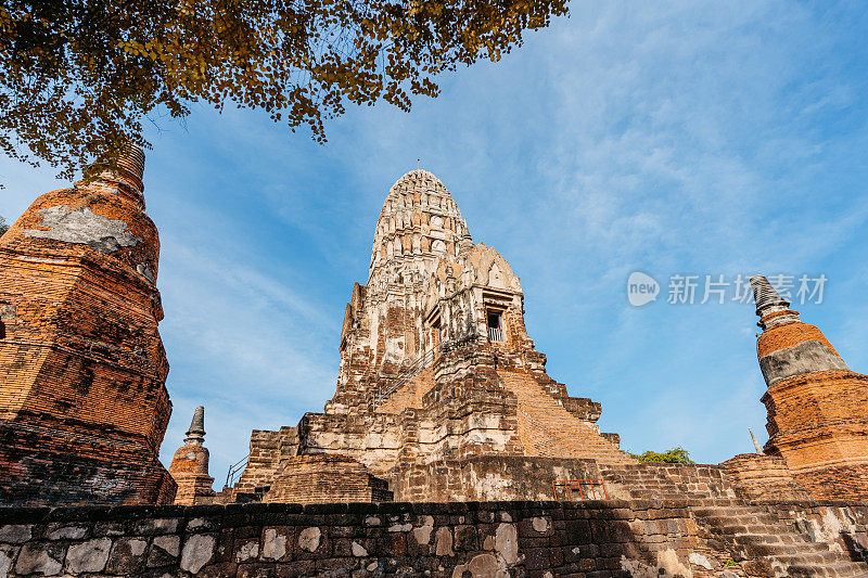 泰国大城府历史公园的Ratchaburana寺
