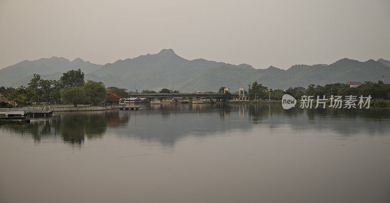 北碧桂河的晨景