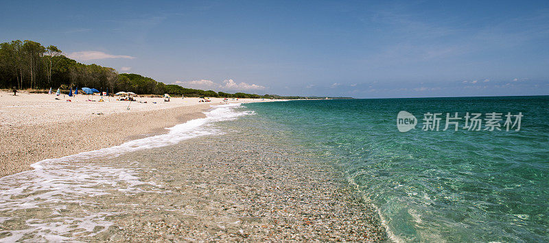 撒丁岛海滩。